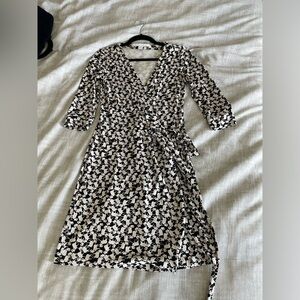 Diane Von Furstenberg DVF signature wrap dress - limited edition- lamb and heart